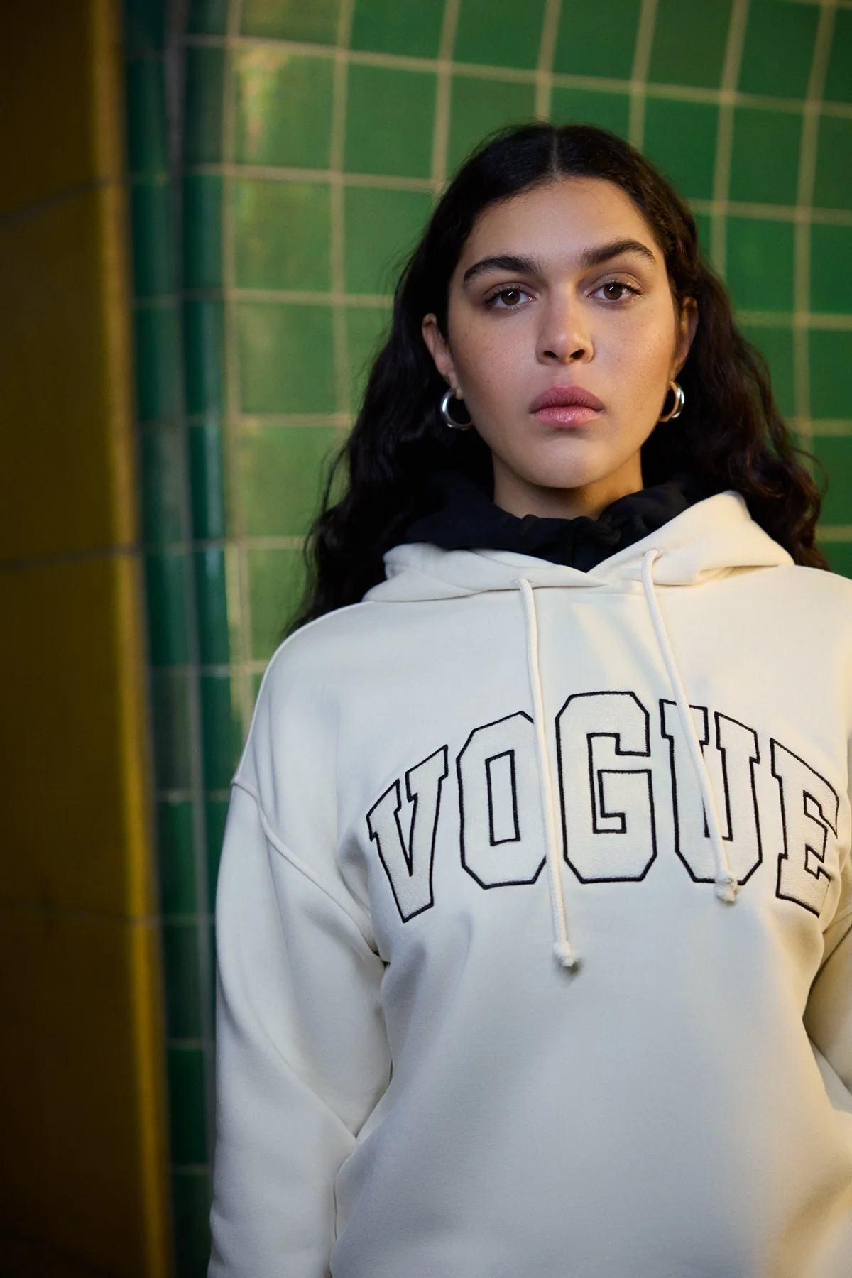 VOGUE Patch Hoodie Cream - Image 2