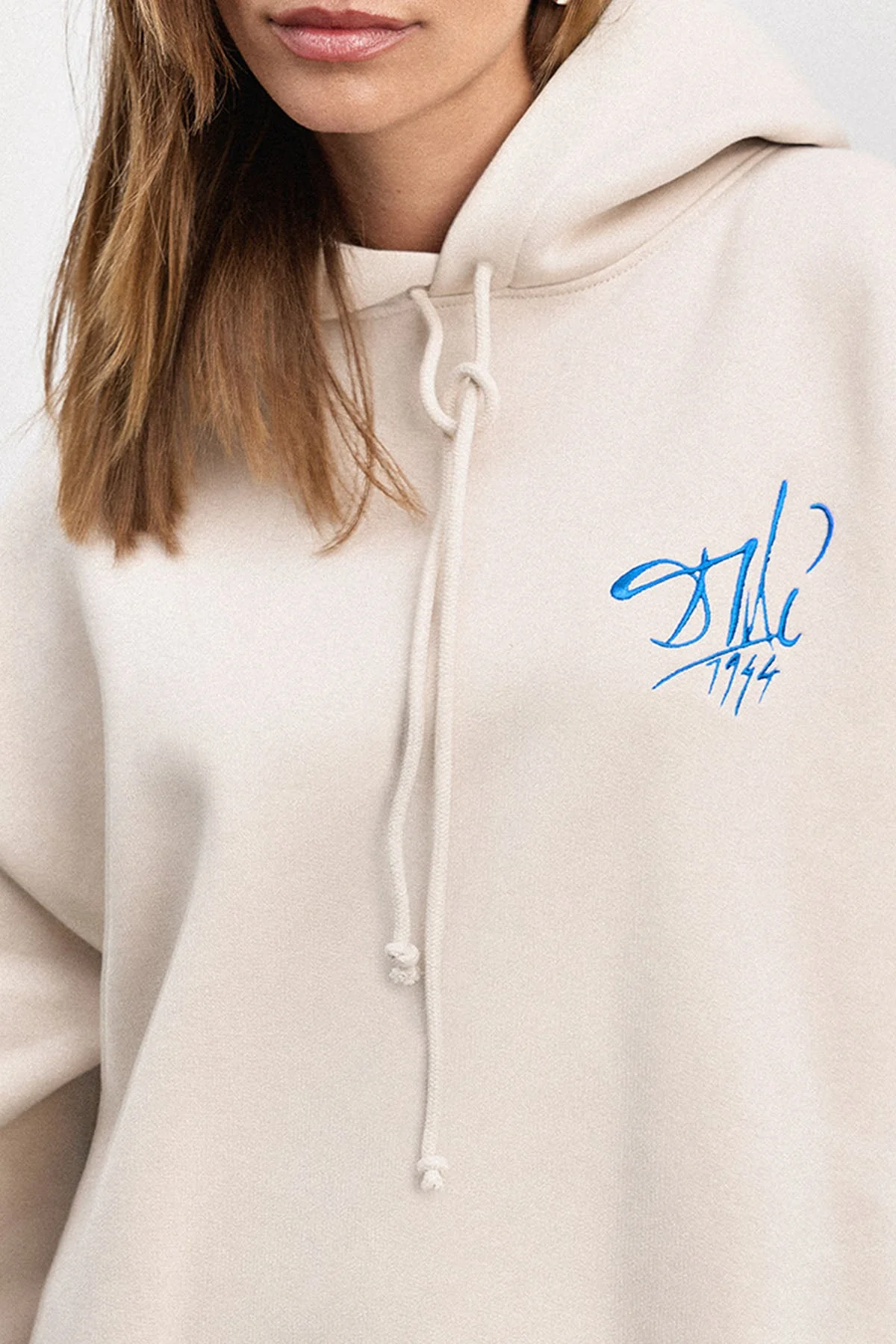 VOGUE Oversized Hoodie Ecru Cover Print - Image 4