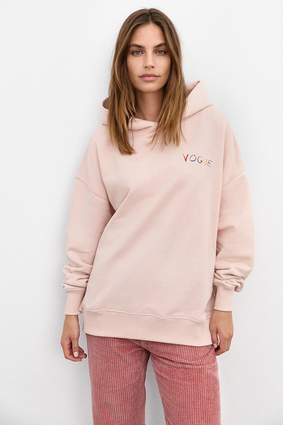 VOGUE Oversized Hoodie Smokey Rose Cover Print - Image 5
