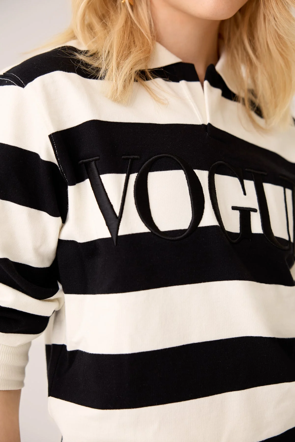VOGUE Polo Sweatshirt Cream and Black Stripes - Image 3