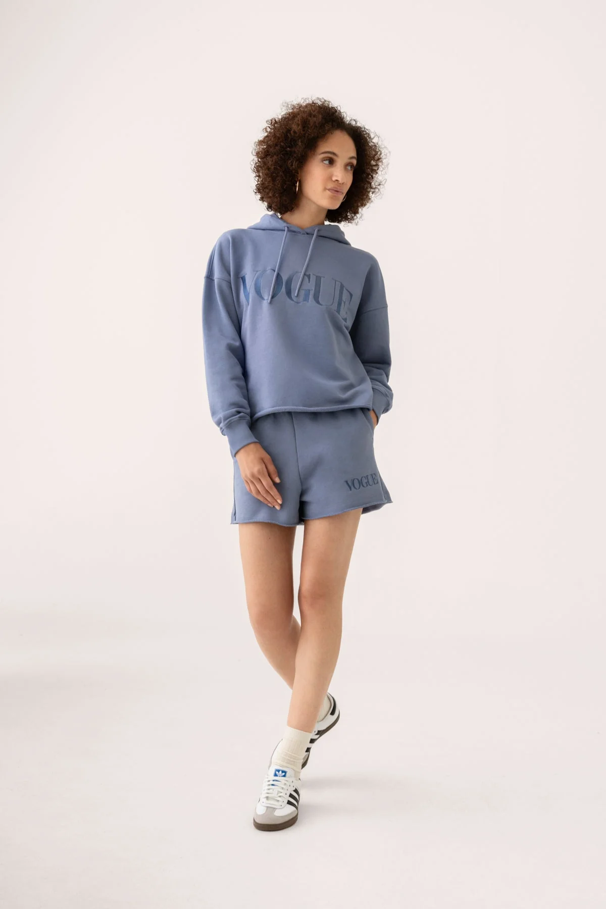 VOGUE Shorts Denim Blue Open Edge - Image 4