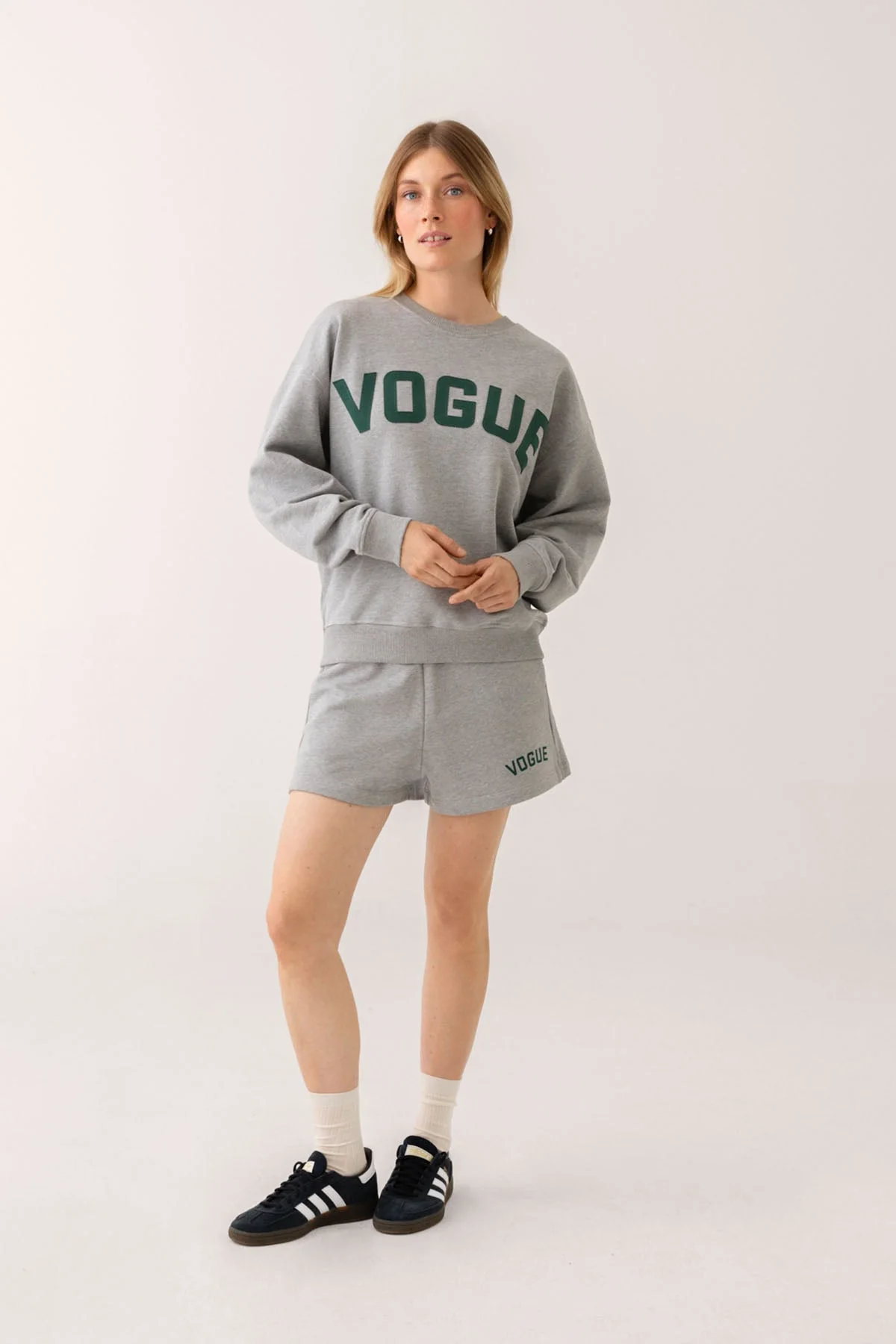 VOGUE Shorts Gray College Logo - Image 4