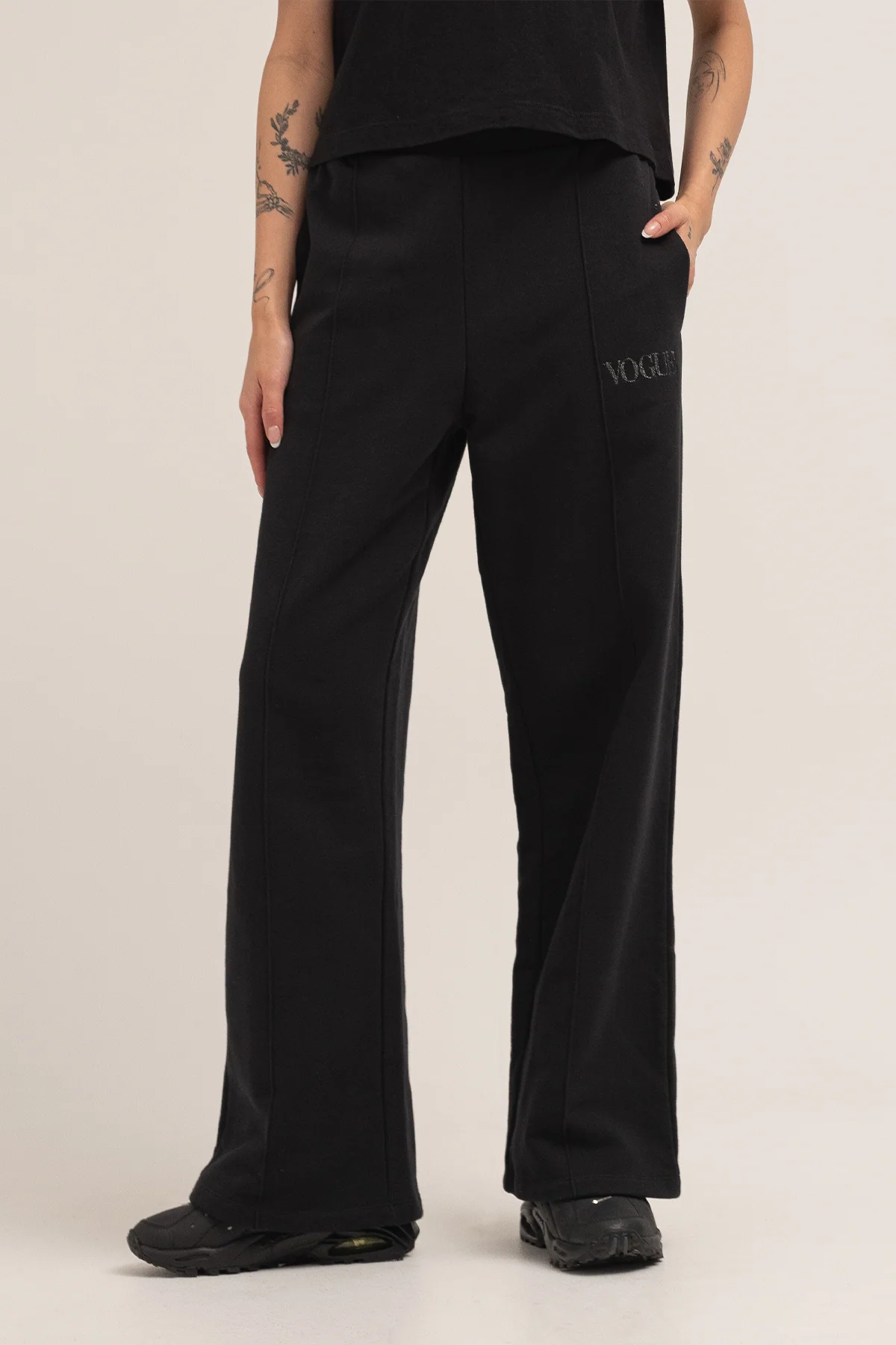 VOGUE Sweatpants | Black Sparkling - Image 3