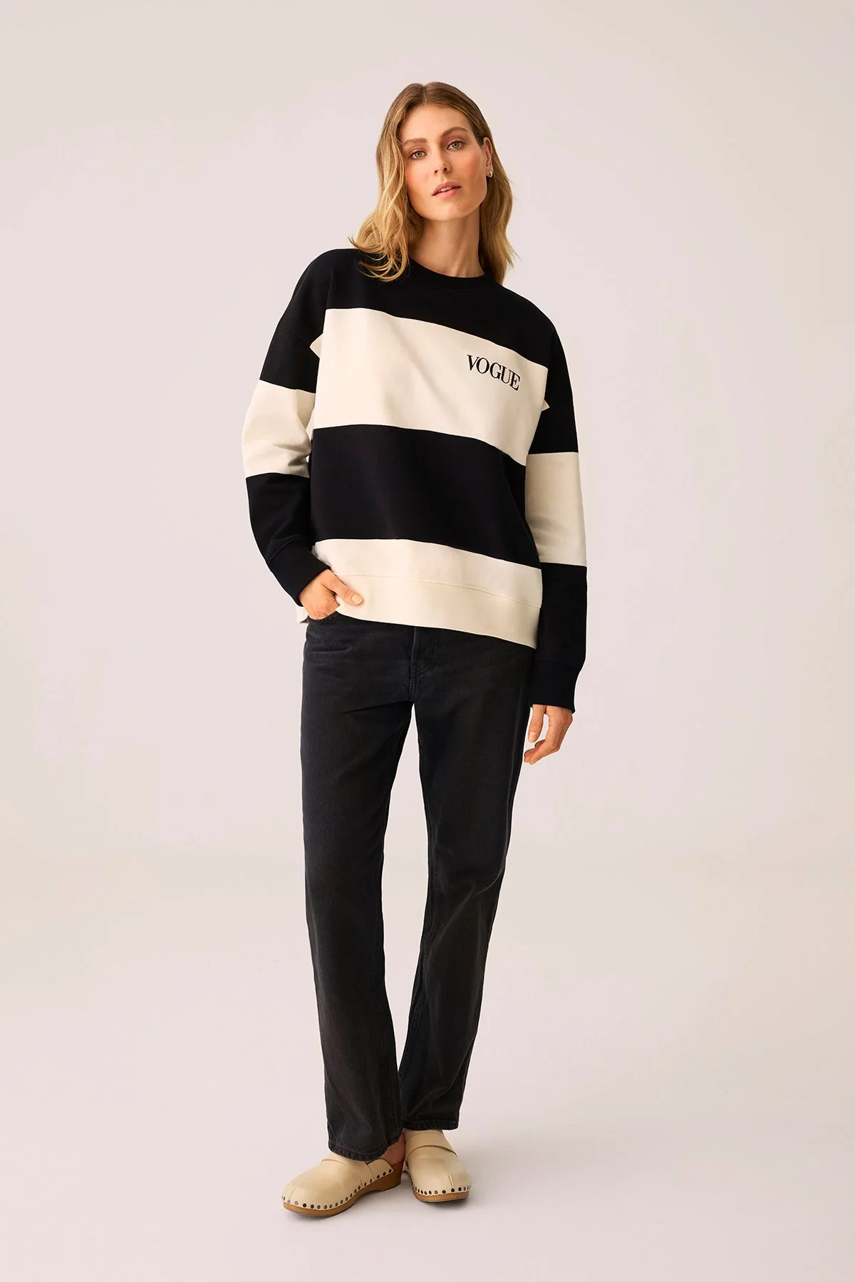 VOGUE Sweatshirt Bold Stripes Black - Image 5