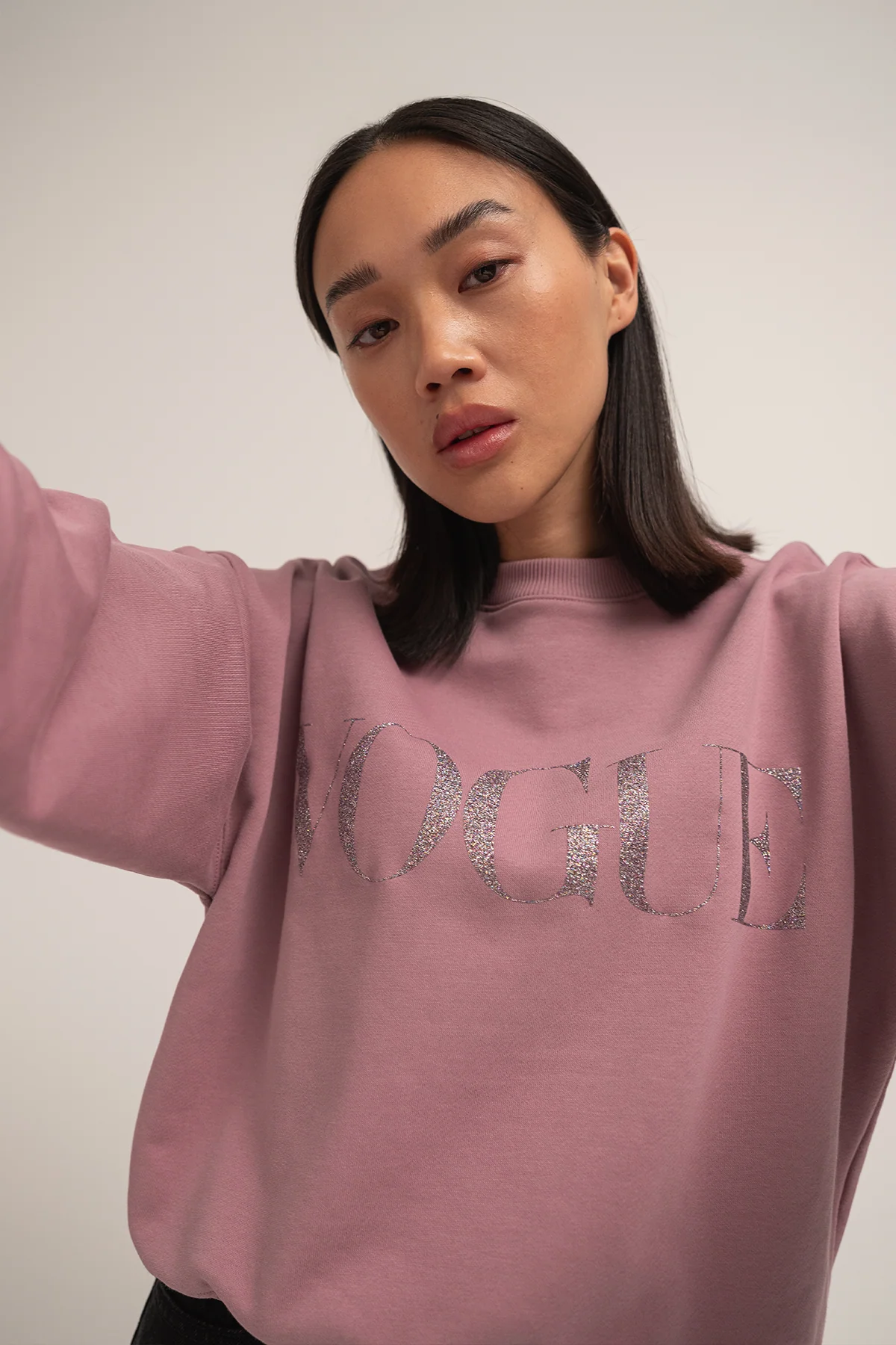 VOGUE Sweatshirt | Mauve Sparkling - Image 3