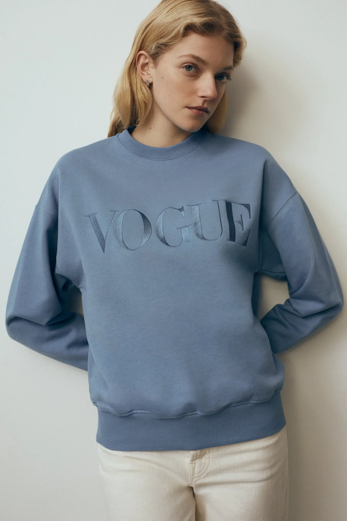 VOGUE Sweatshirt | Ocean Blue - Image 2