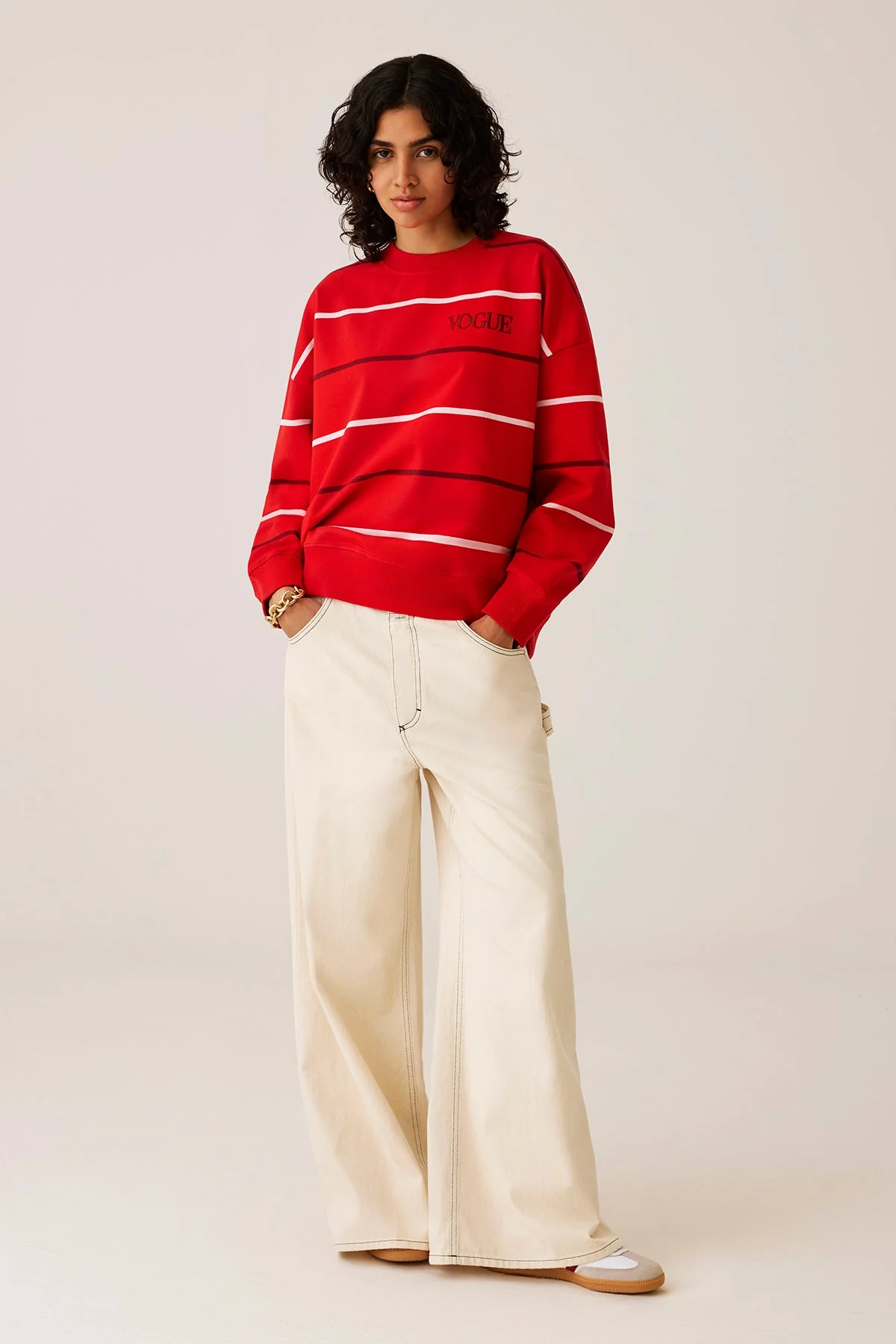 VOGUE Sweatshirt Red Colorful Stripes - Image 6