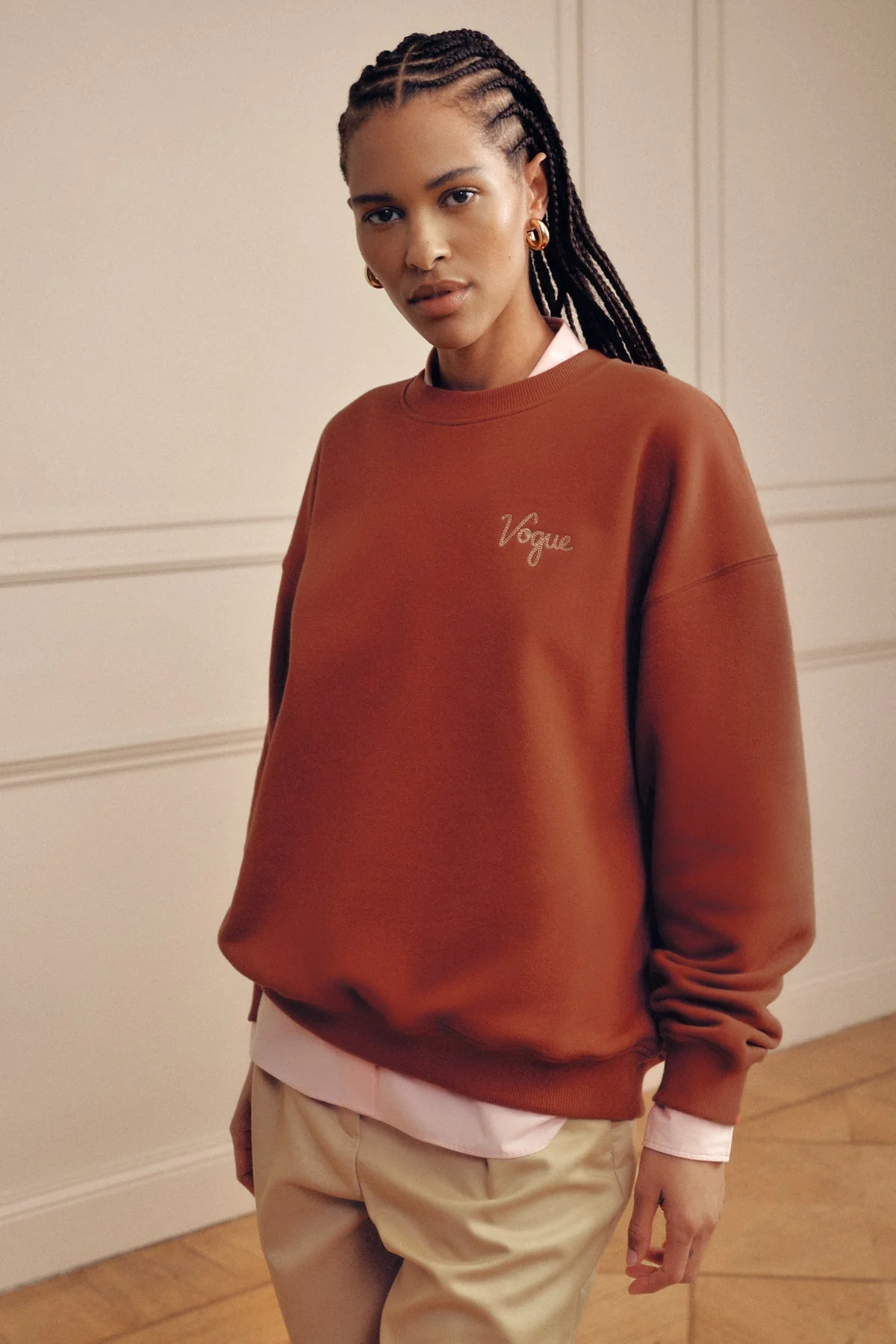 VOGUE Sweatshirt Rusty Red - Image 3