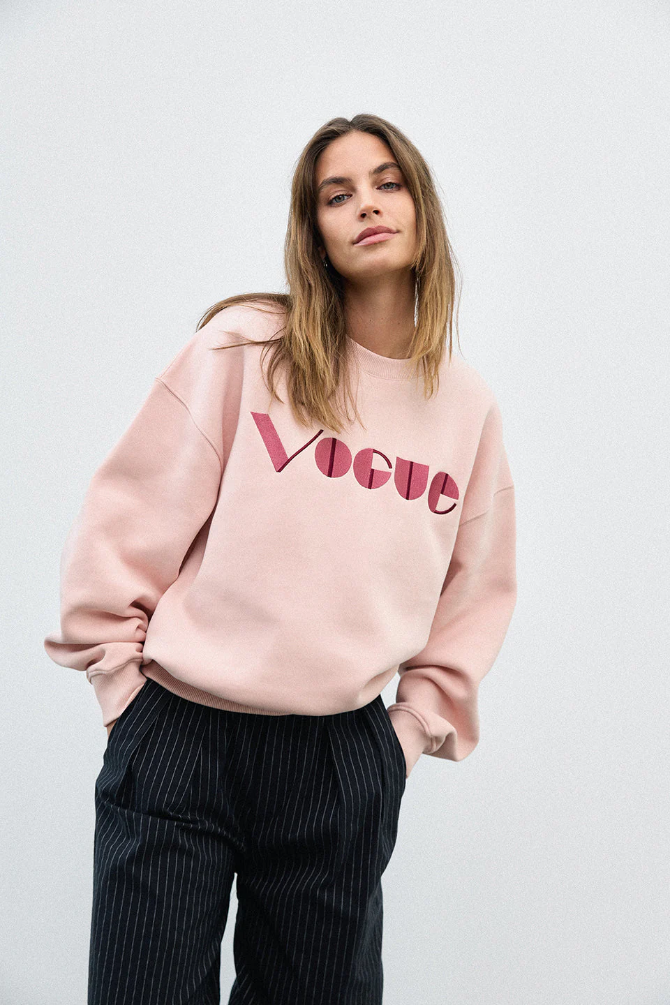 VOGUE Sweatshirt Smokey Rose Embroidered Logo - Image 5