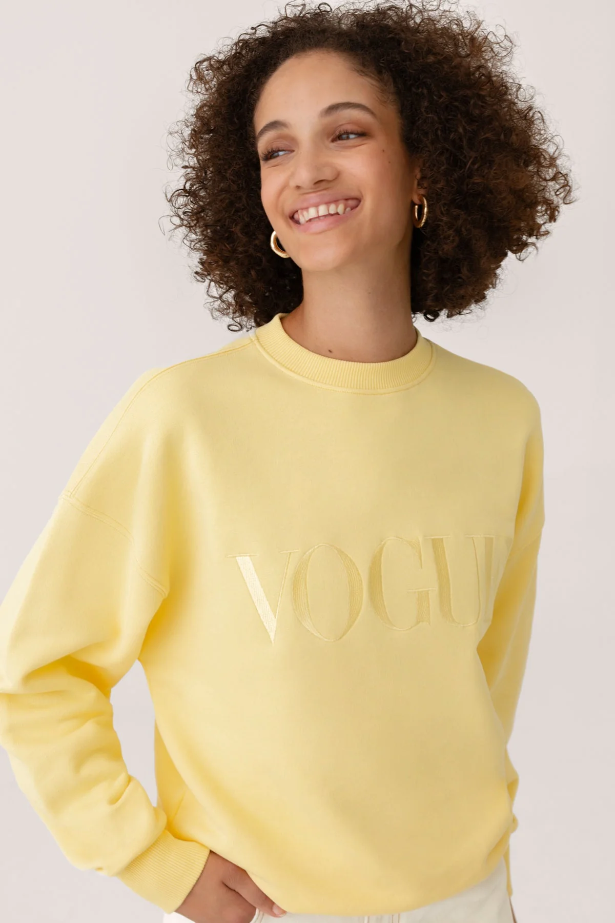 VOGUE Sweatshirt Yellow Embroidered Logo - Image 4