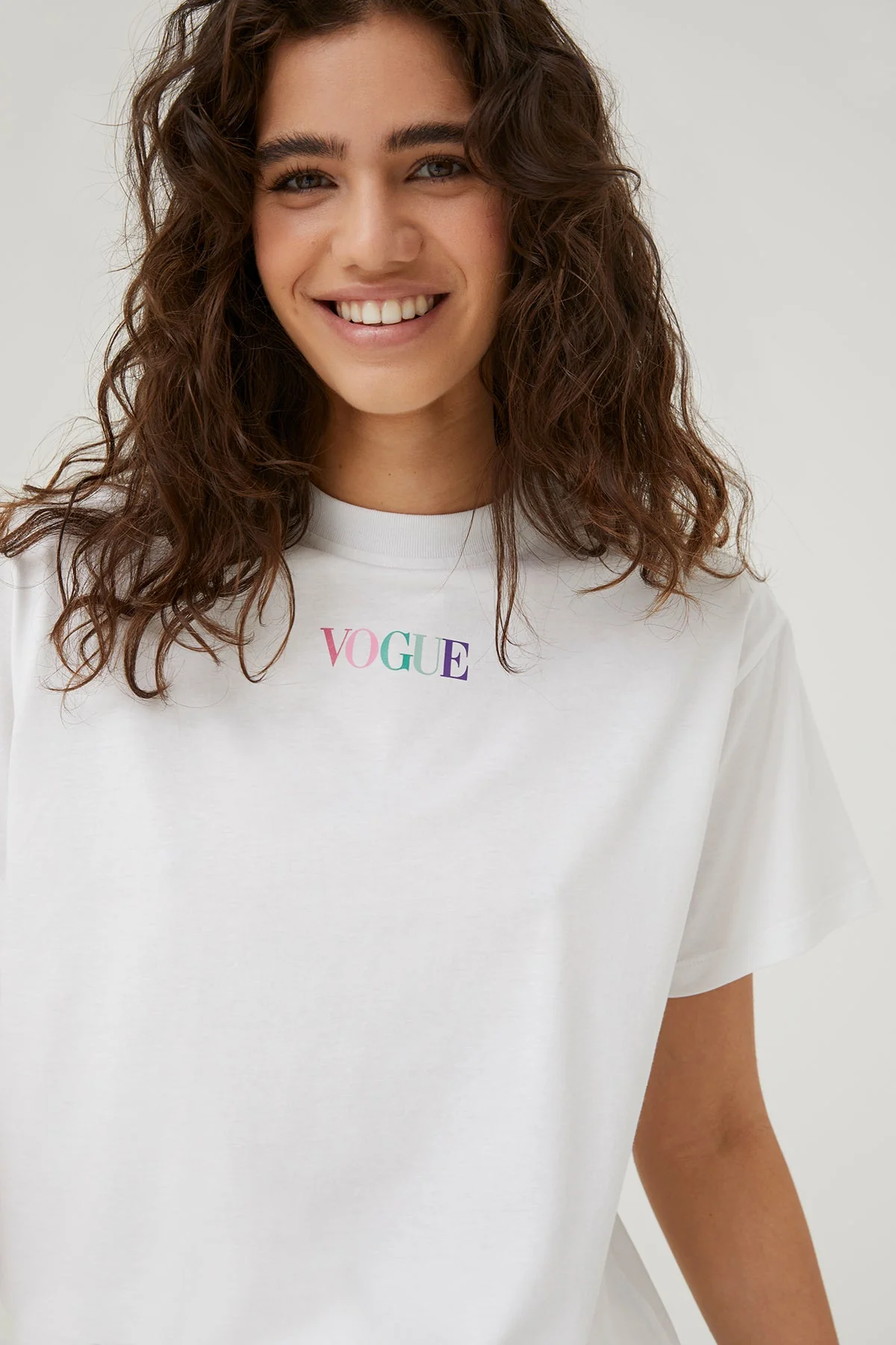 VOGUE T-Shirt White Small Embroidered Rainbow Logo - Image 2