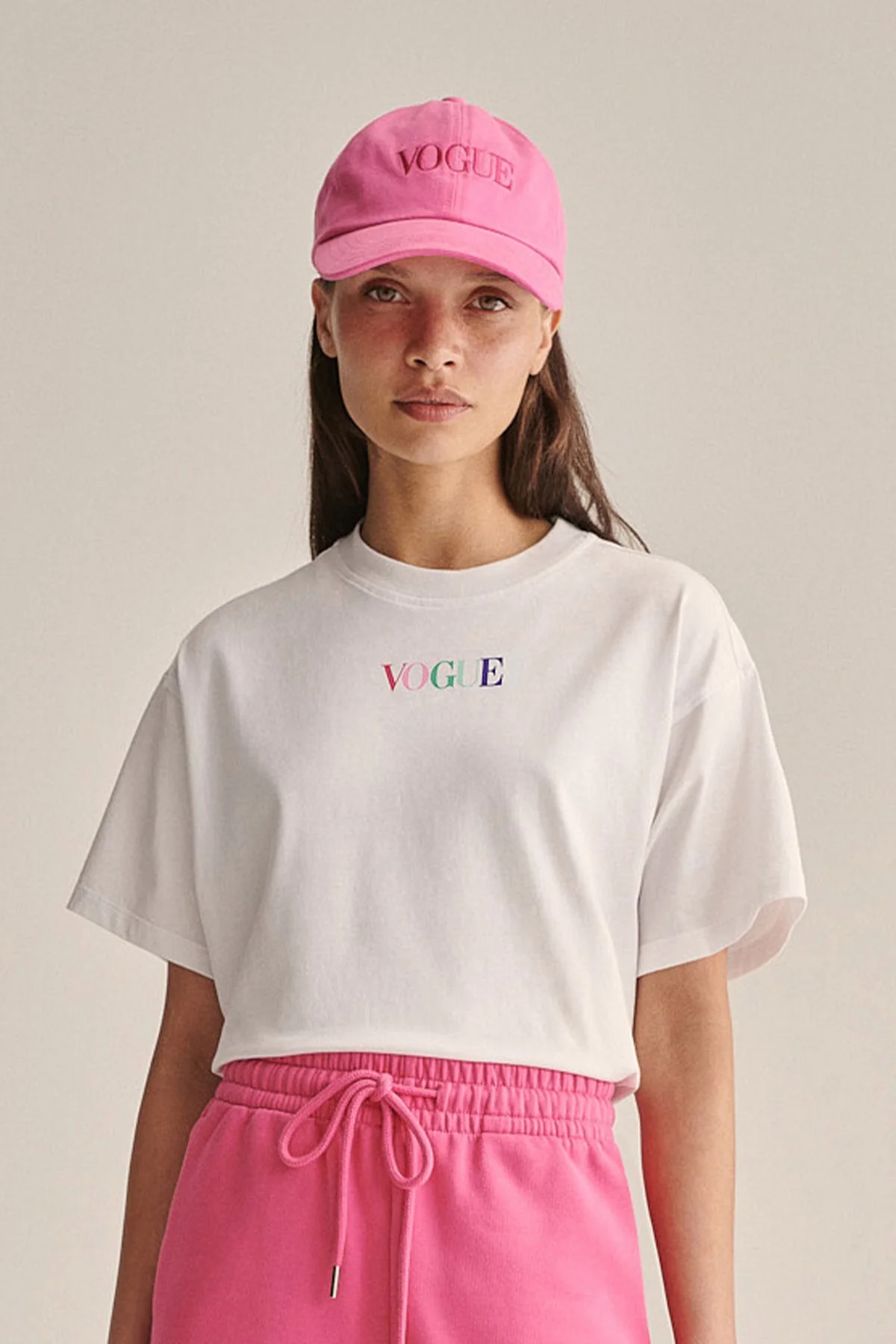 VOGUE T-Shirt White Small Embroidered Rainbow Logo - Image 7