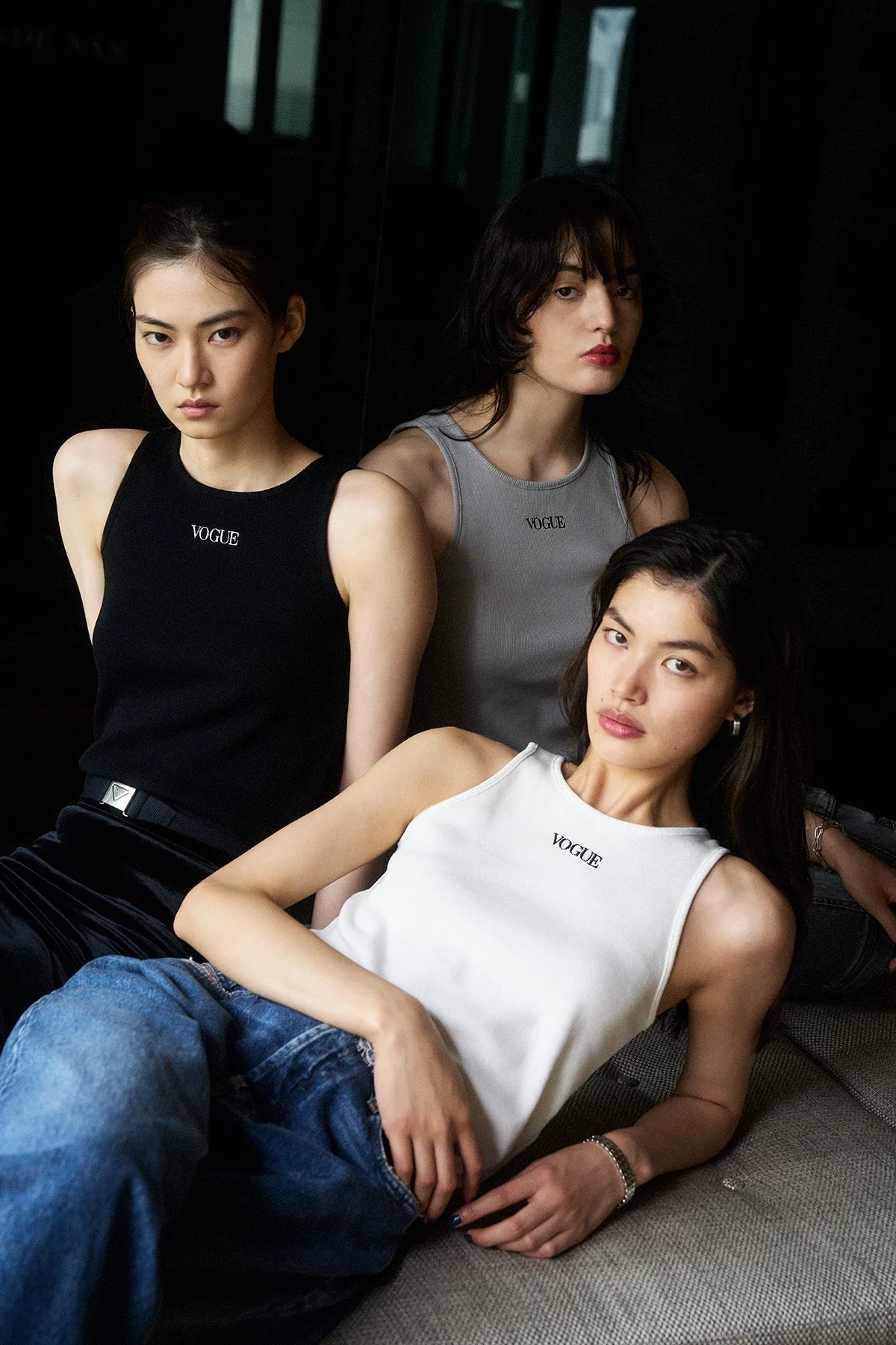 『VOGUE』ロゴ トゥルーコットン タンクトップ グレー - Image 3
